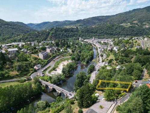Frankrijk Bouwgrond (649 m2) plus fundering met tuinhuisje €, Immo, Buitenland, Frankrijk, Dorp