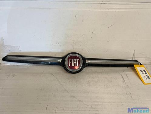 FIAT 500X voorbumper logo 2014+, Auto-onderdelen, Carrosserie, Fiat, Gebruikt