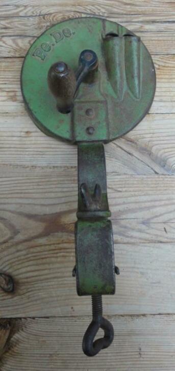 Grote groene doorleefde PEDE snijbonemolen, decoratie, Antiek en Kunst, Curiosa en Brocante, Ophalen of Verzenden