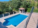 Vakantiehuis in zuid-frankrijk met zwembad, 4 of meer slaapkamers, Ardèche of Auvergne, Zwembad, Landelijk