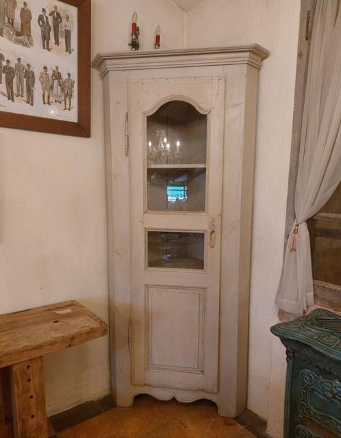 erg mooie oude hoekkast  hoge kast  hoekkast, Antiek en Kunst, Curiosa en Brocante, Ophalen