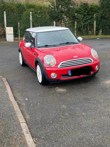 Mini Cooper R56 1.6 L 2007 WIELEN MET AIRCONDITIONING  beschikbaar voor biedingen