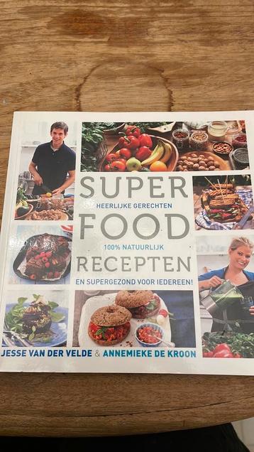 Jesse van der Velde - Superfood recepten beschikbaar voor biedingen