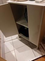 Petite armoire ikea blanche, Huis en Inrichting, Badkamer | Badkamermeubels, Ophalen, Zo goed als nieuw