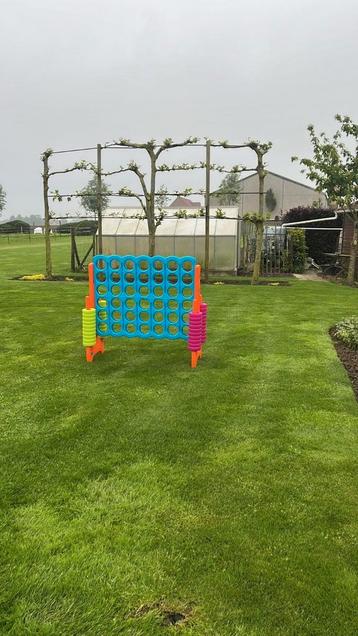 Buitenspeelgoed  beschikbaar voor biedingen