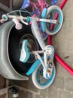 2 meisjesfietsen frozen/barbie, Fietsen en Brommers, Ophalen, Zo goed als nieuw