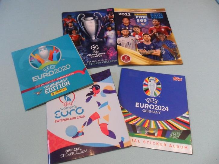 TOPPS en PANINI 5 lege voetbalalbums, Verzamelen, Sportartikelen en Voetbal, Nieuw, Poster, Plaatje of Sticker, Ophalen of Verzenden