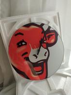 Wand klok "la vache qui rit", Ophalen of Verzenden, Nieuw, Analoog, Wandklok