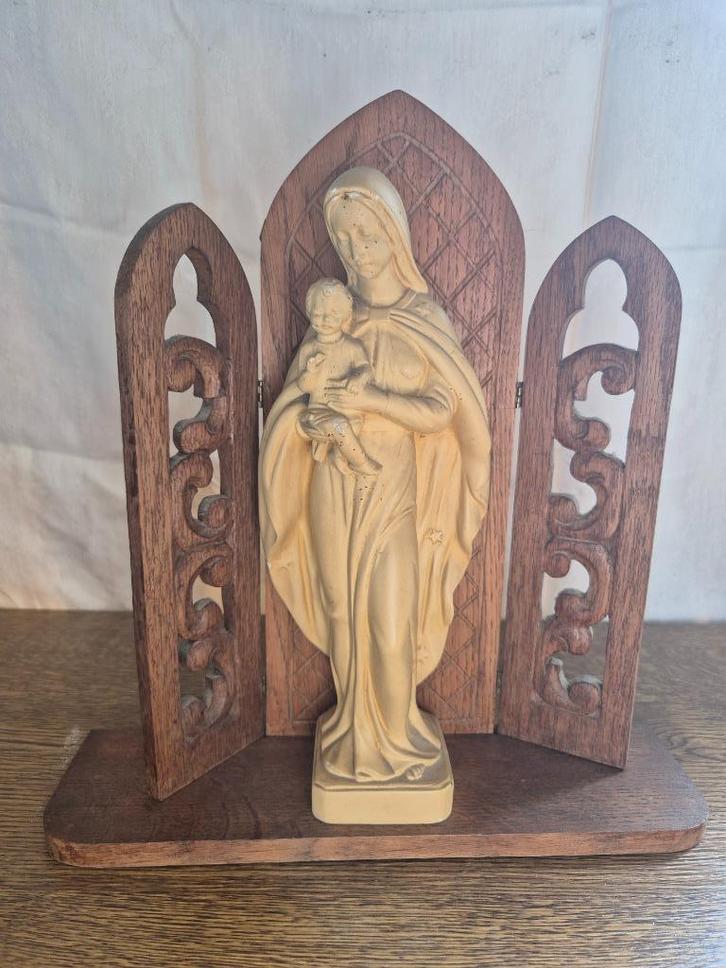 Maria met Kind in houten triptiek – religieus beeld, Antiek en Kunst, Kunst | Beelden en Houtsnijwerken, Ophalen