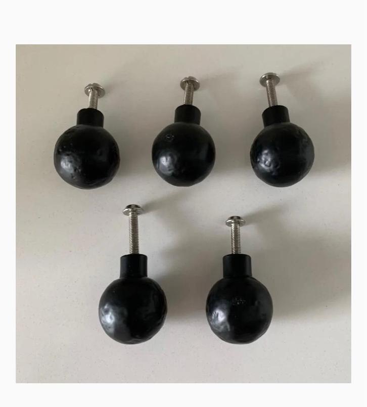 Boutons de meubles en fer neufs - 5 pièces, Doe-het-zelf en Bouw, IJzerwaren en Bevestigingsmiddelen, Nieuw, Ophalen