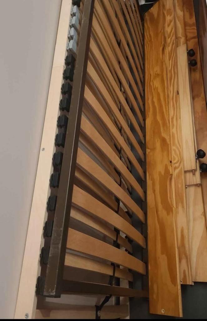 2 lits de 90x200 avec sommier + table de nuit, Maison & Meubles, Chambre à coucher | Lits, Utilisé, Deux personnes, 90 cm, 200 cm