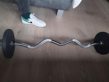 Curved halter bar 2 x 5kg + bar, Sport en Fitness, Ophalen, Gebruikt, Halterset