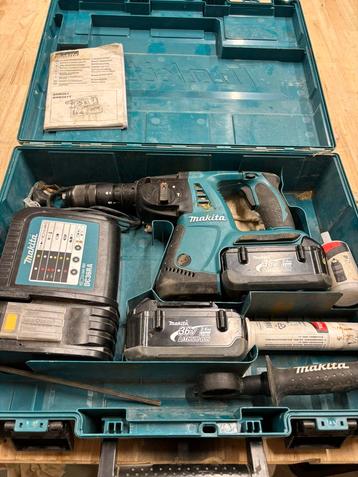 Makita BHR261 - werkt niet! + toebehoren beschikbaar voor biedingen