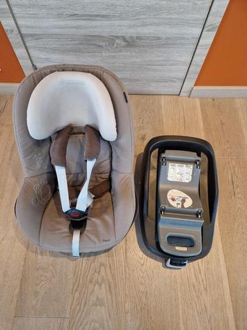 Maxi Cosi autostoel Pearl + familyfix beschikbaar voor biedingen