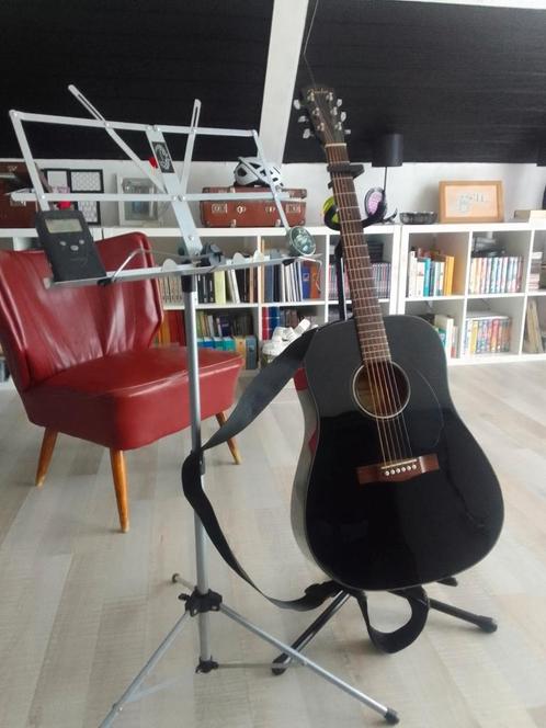 Guitare Fender avec matos, Musique & Instruments, Instruments à corde | Guitares | Acoustiques, Utilisé, Enlèvement