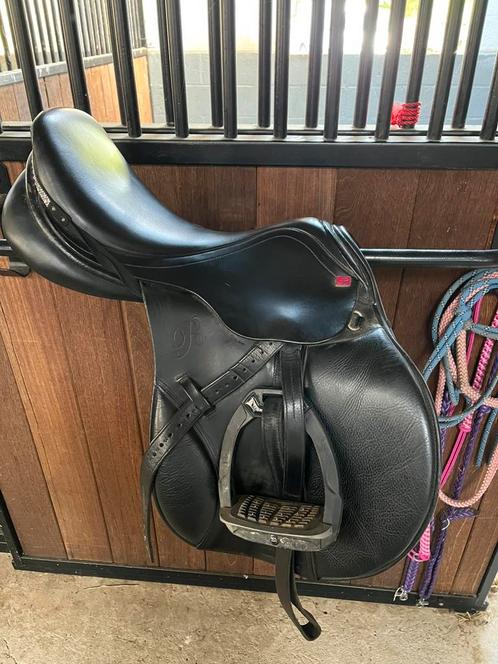 Springzadel, Dieren en Toebehoren, Paarden en Pony's | Zadels, Gebruikt, Springen, Ophalen