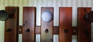 Houten KAPSTOK beschikbaar voor biedingen