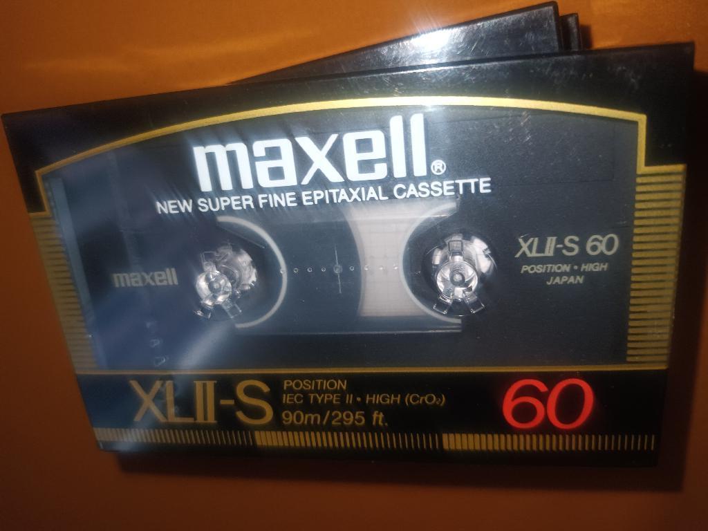Cassettes / lot 4 x Maxell XL2-S60, 2 t/m 25 bandjes, Overige genres, Ophalen of Verzenden, Nieuw in verpakking