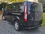 Ford Tourneo Custom 2.2 TDCi * 8 ZETELS * CAMERA+NAVI+BT+..*, Auto's, Euro 5, Overige modellen, 4 cilinders, Zwart
