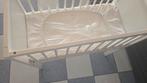 Houten baby bedje, Kinderen en Baby's, Kinderkamer | Bedden, Ophalen, Zo goed als nieuw, Matras