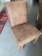 Eetkamerstoel op wieltjes (moet dringend weg), Huis en Inrichting, Stoelen, Ophalen, Bruin