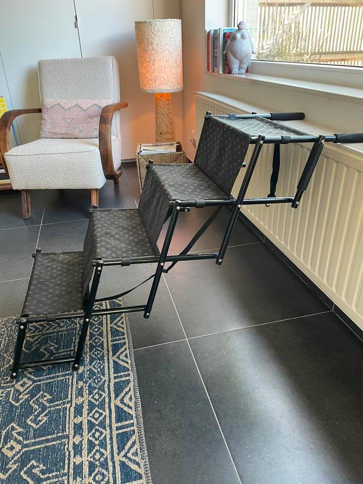 Te koop HONDENTRAP VOOR AUTO, Dieren en Toebehoren, Honden-accessoires, Zo goed als nieuw, Ophalen