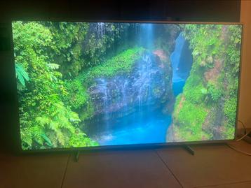 Groot Philips 70” 4K UHD Smart Tv beschikbaar voor biedingen