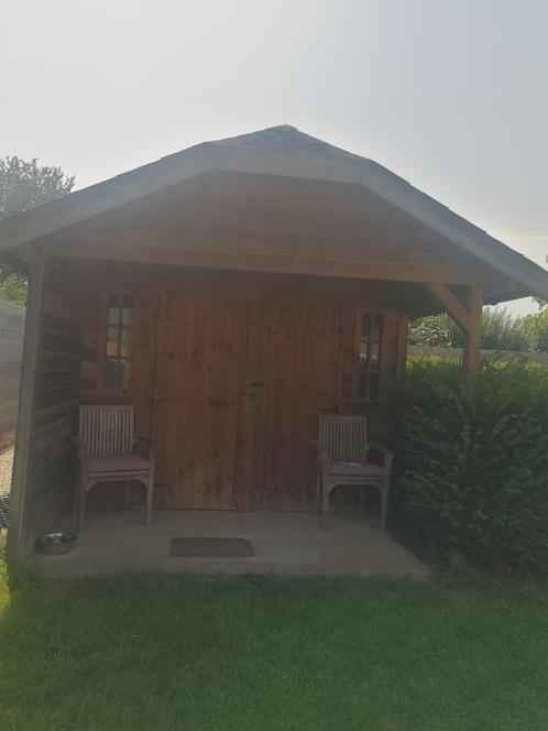 GERESERVEERD - GRATIS TUINHUIS IN GRENEN MET DUBBELE DEUR, Tuin en Terras, Tuinhuizen, Gebruikt, Tuinhuis, Hout, 250 tot 300 cm