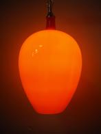 Mid-century oranje opaline hanglamp, 1970s, Ophalen