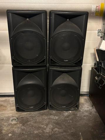 4 Pl 15 jb systems 600watt beschikbaar voor biedingen