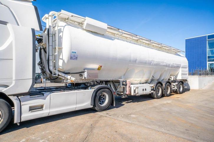 OVA PULVÉ 9 COMP. - 53M3, Autos, Camions, Entreprise, Achat, Remorques et Semi-remorques, Autres carburants, TVA déductible