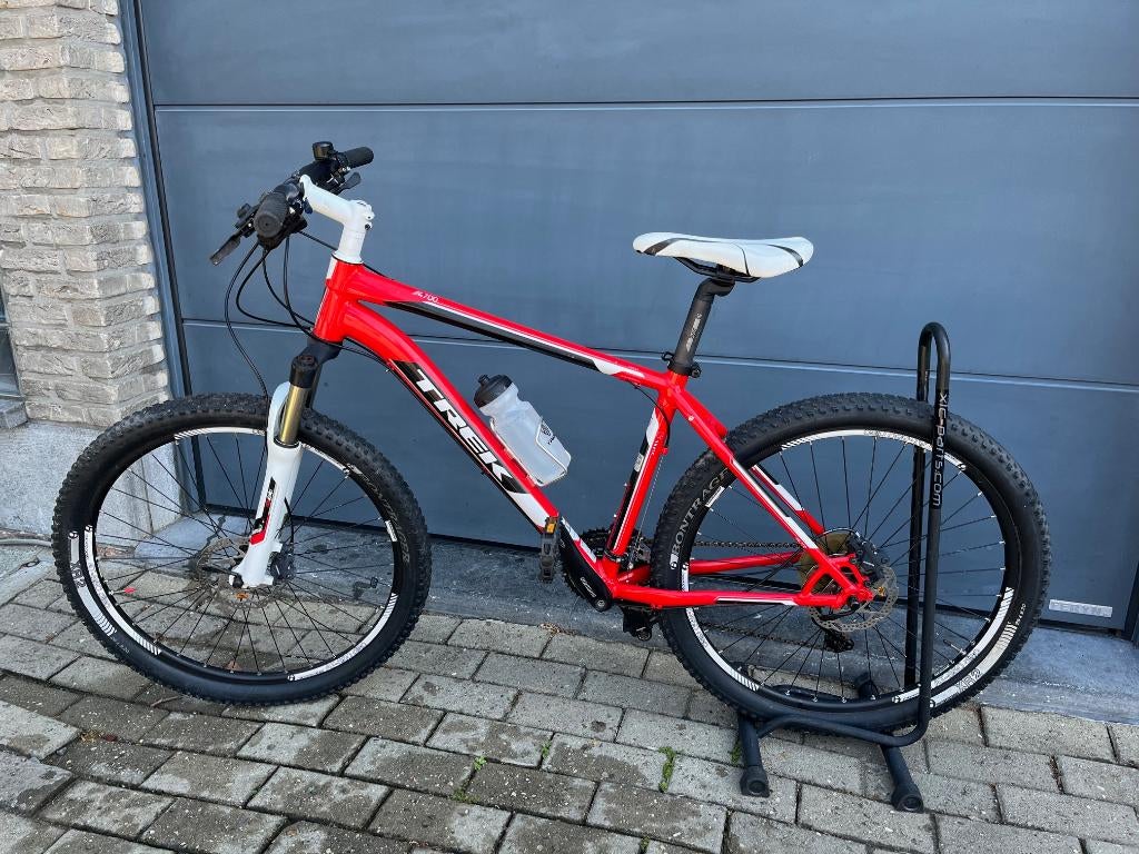 Trek 4700 Mountainbike, Vélos & Vélomoteurs, 45 à 49 cm, Comme neuf, Enlèvement, Frein à disque