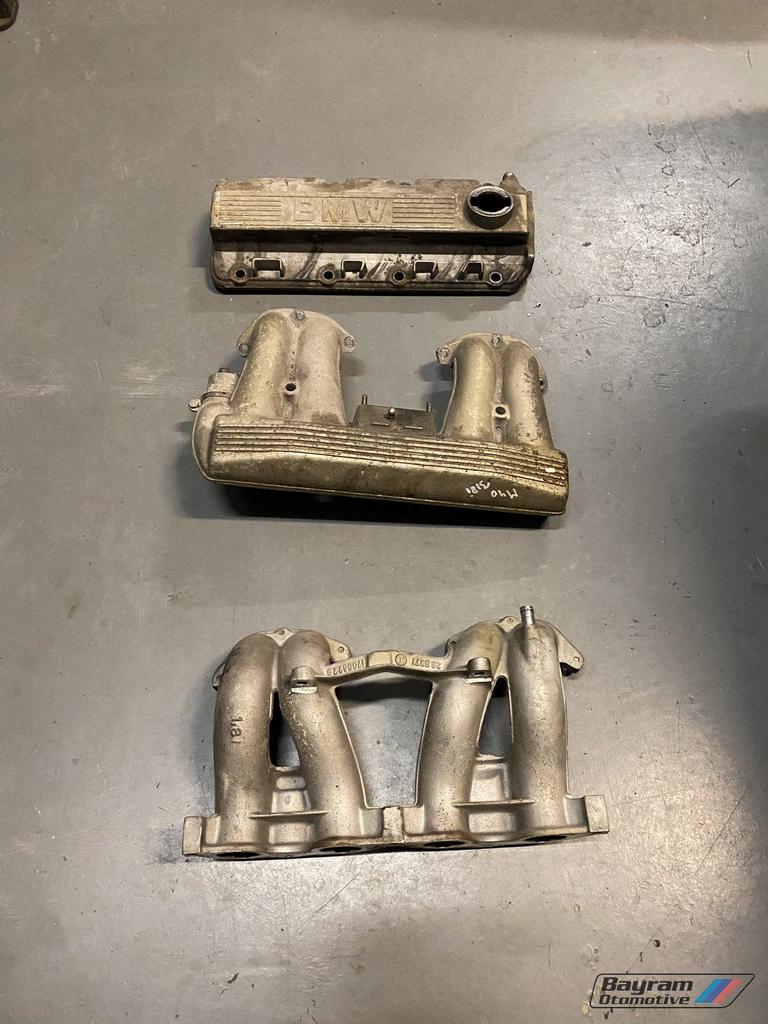 Bmw E30 m40 318i kleppendeksel inlaat spruitstuk 3-serie 1.8, -, Utilisé, -, Enlèvement ou Envoi