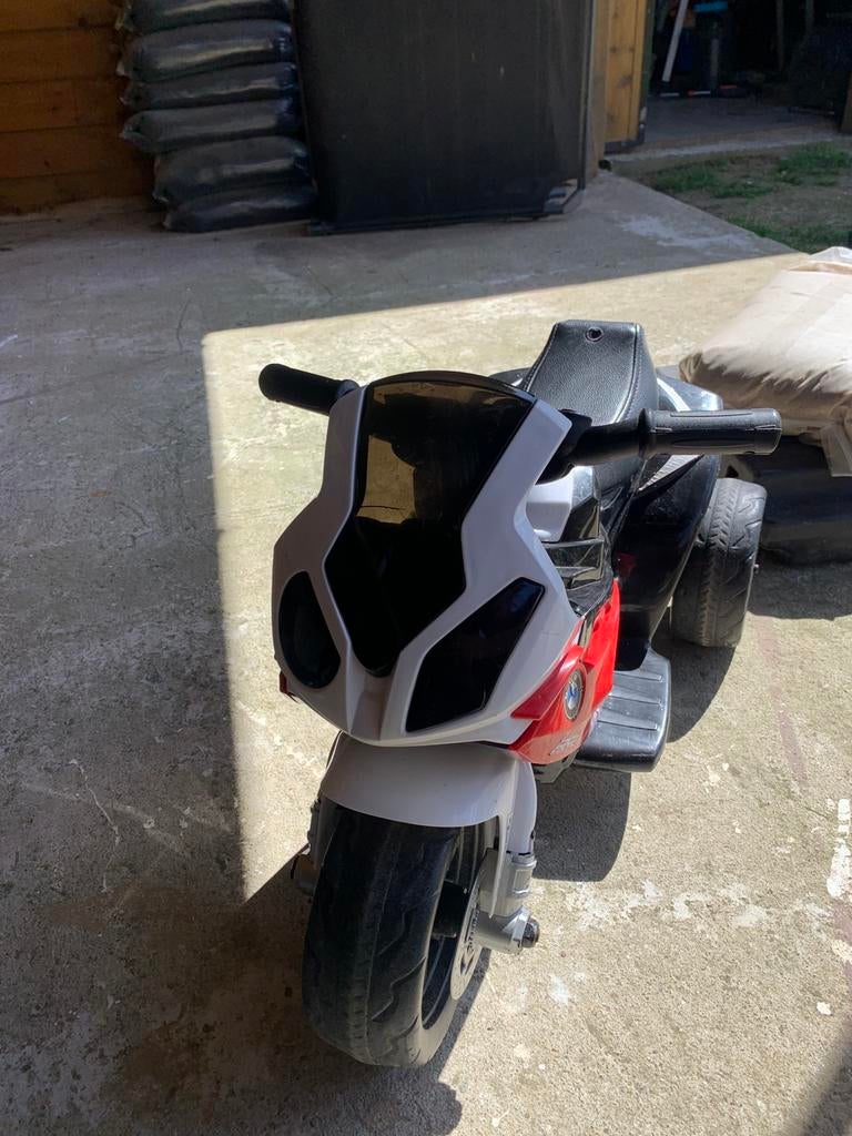 Bmw s1000rr electrische kindermoto, Fietsen en Brommers, Ophalen, Zo goed als nieuw