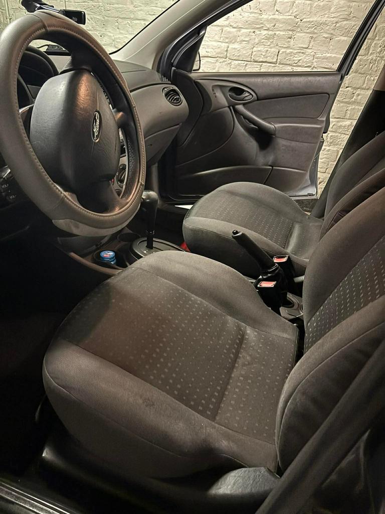 Voiture a vendre, Stof, Airbags, 5 zetels, 5 deurs