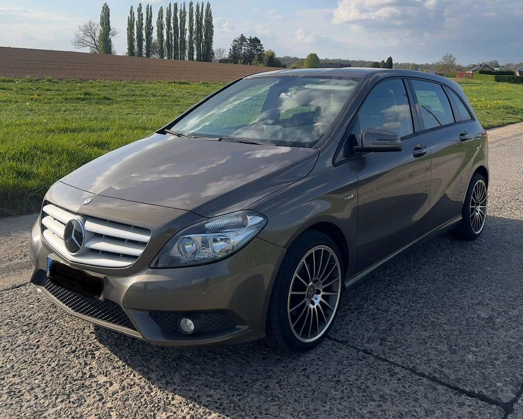 Mercedes B180 99xxxkm, Auto's, Particulier, Te koop, B-Klasse, Handgeschakeld