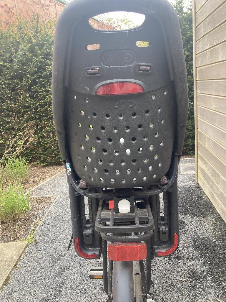 Fietsstoel Yepp, Ophalen, Achterzitje, Yepp (Thule), Gebruikt