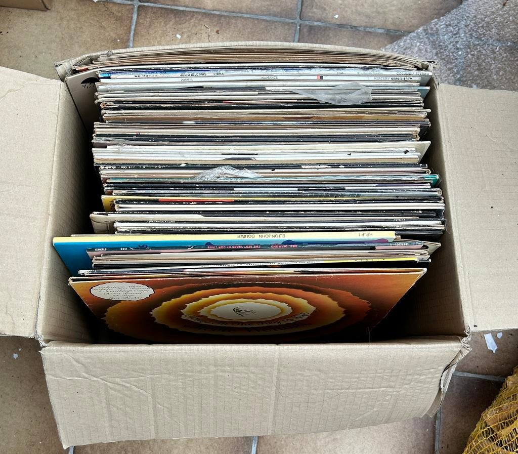 Un carton de 60 disques 33 tours ( voici qq photos ), Enlèvement, Comme neuf