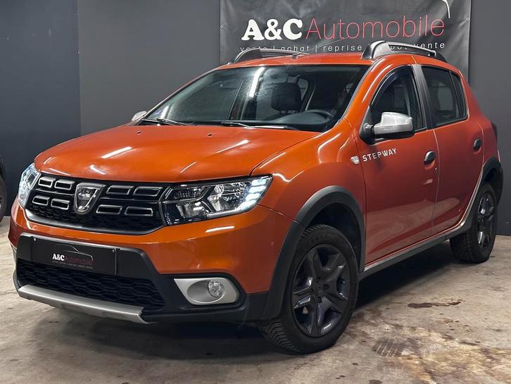 Dacia Sandero, Autos, Dacia, Entreprise, Sandero, Caméra de recul, Essence, Euro 6, SUV ou Tout-terrain, 5 portes, Boîte manuelle