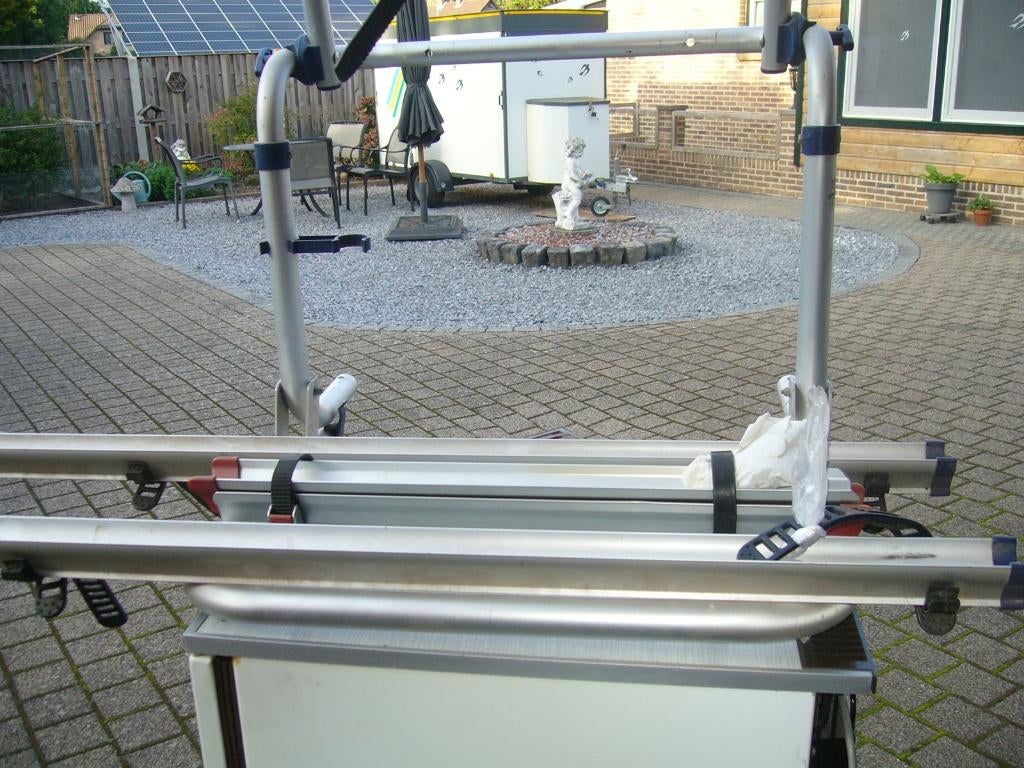 fietsen rek voor mobilhome-caravan, Ophalen, Zo goed als nieuw