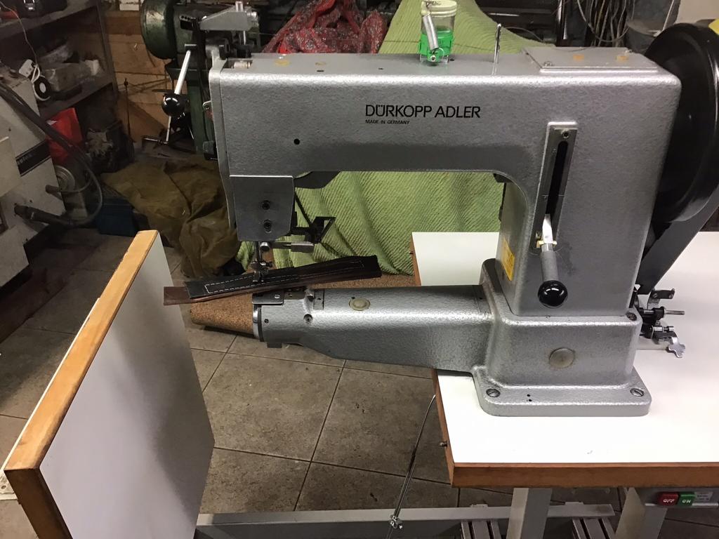 Zwaar draait mach, Hobby en Vrije tijd, Naaimachines en Toebehoren, Ophalen of Verzenden, Zo goed als nieuw