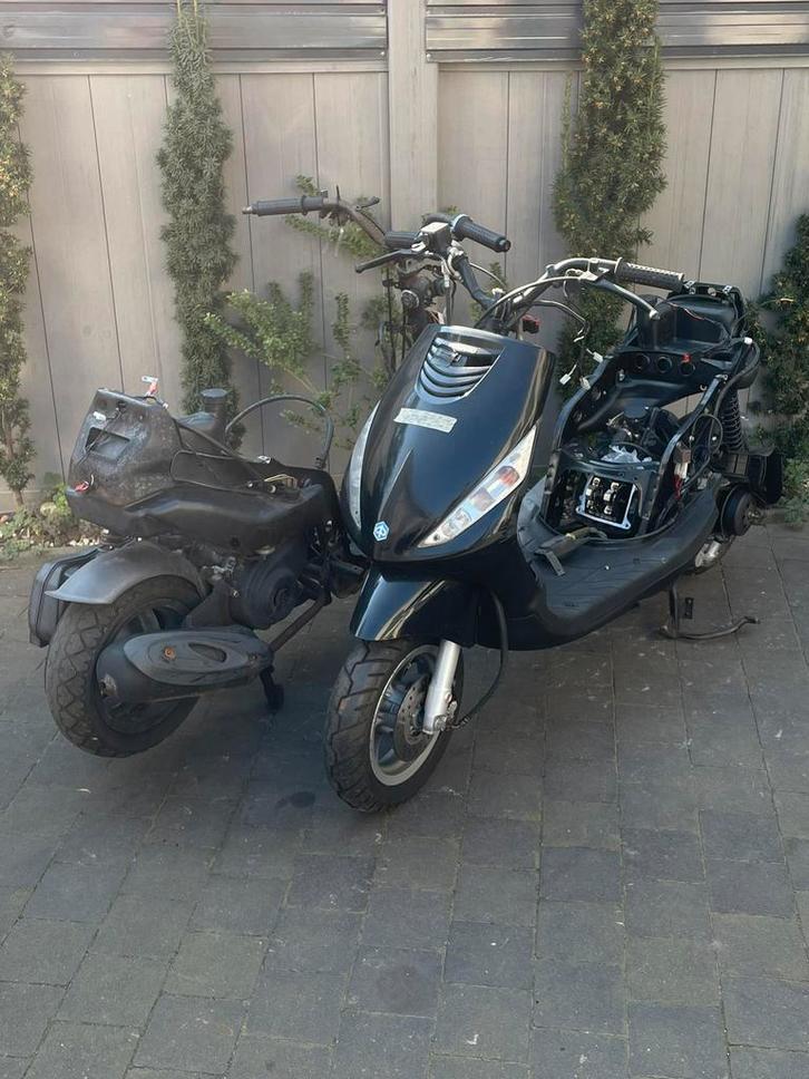 Piaggio Zip | Project! | Bj2009 | Duits | Ontbreken aanwezig, Vélos & Vélomoteurs, Scooters | Piaggio, Utilisé, Zip, Classe A (25 km/h)