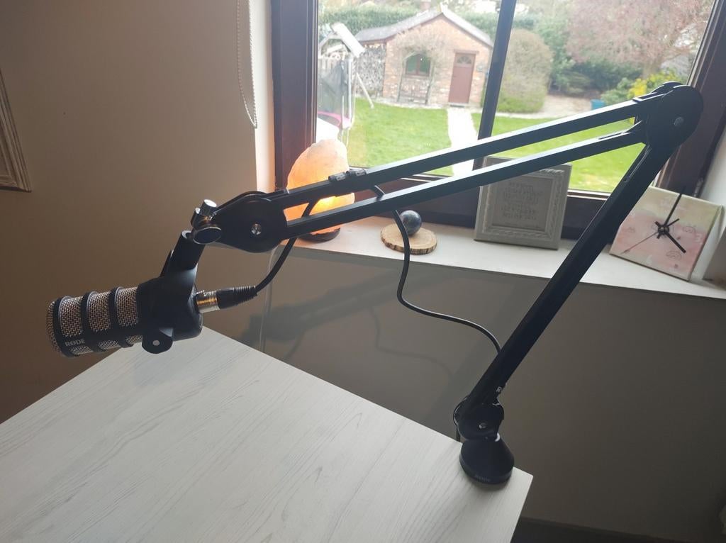 Rode PodMic met beweegbare PSA1 studio arm, Ophalen, Audio