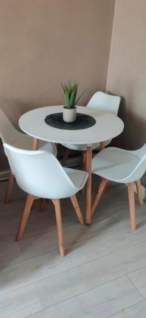 Table a manger style nordique/scandinave, Maison & Meubles, Enlèvement