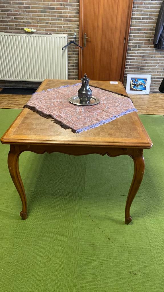 Table ancienne en chêne avec motifs et extensible, Enlèvement