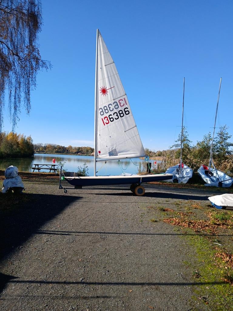 Laser standaard met combitrailer, Ophalen