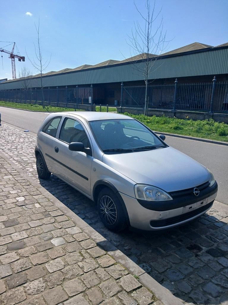 Opel Corsa 1.2 essence 122 000 km homologuée à la vente, Argent ou Gris, Achat, Boîte manuelle, Noir