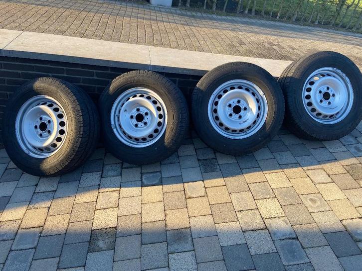 Velgen VW Crafter, Auto-onderdelen, Banden en Velgen, Banden en Velgen, Zomerbanden, 16 inch, 235 mm, Bestelwagen, Gebruikt, Ophalen