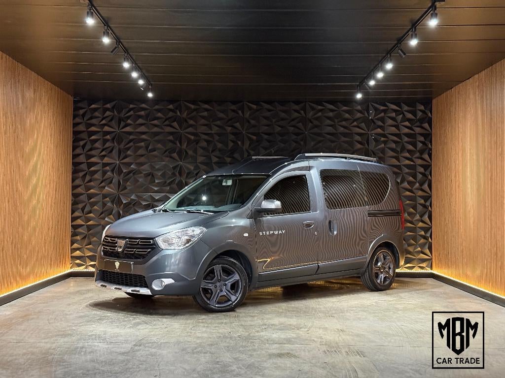 ✅ Dacia Dokker 1.5 dCi GARANTIE Airco Navi Trekhaak Cruise C, Auto's, Dacia, Bedrijf, Te koop, Dokker, ABS, Airbags, Airconditioning