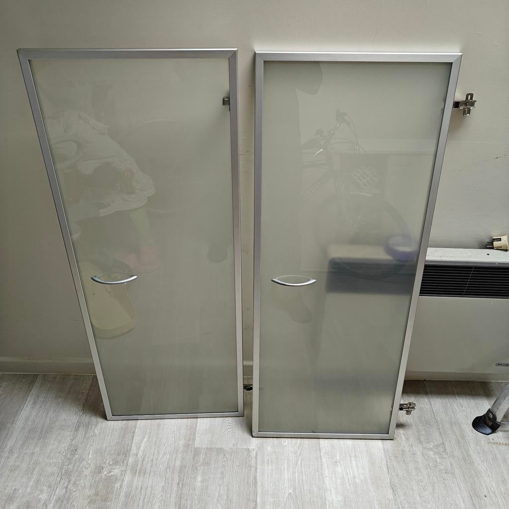 2 portes vitrées provenant d'un meuble de bar, Bricolage & Construction, Vitres, Châssis & Fenêtres, Enlèvement